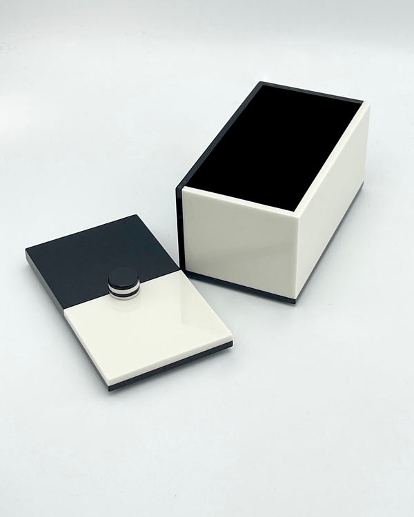ALIeGRia Rectangular B/W Box
