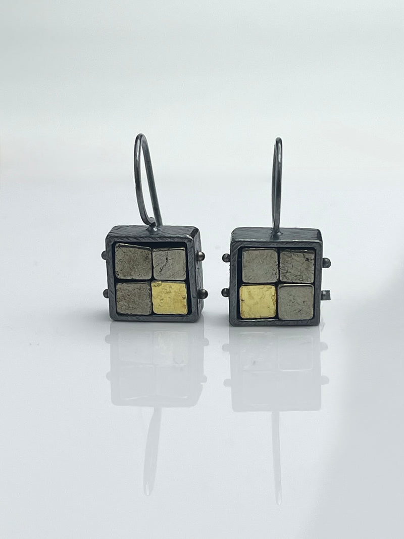 Heather Guidero Carved 2x2 Grid Earrings