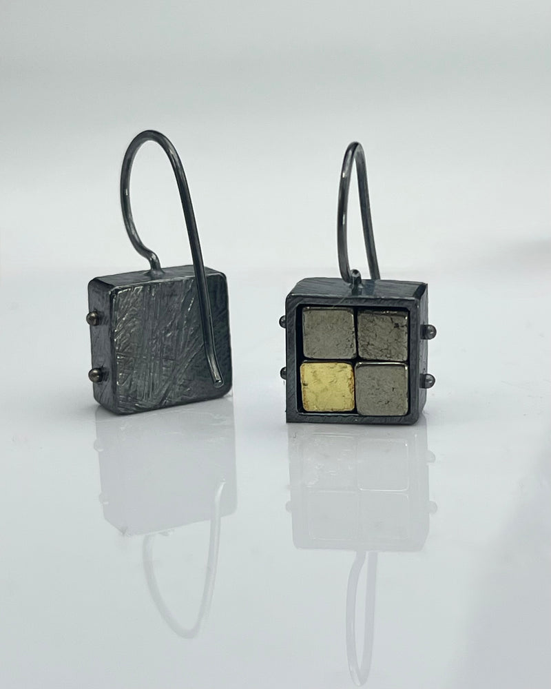 Heather Guidero Carved 2x2 Grid Earrings