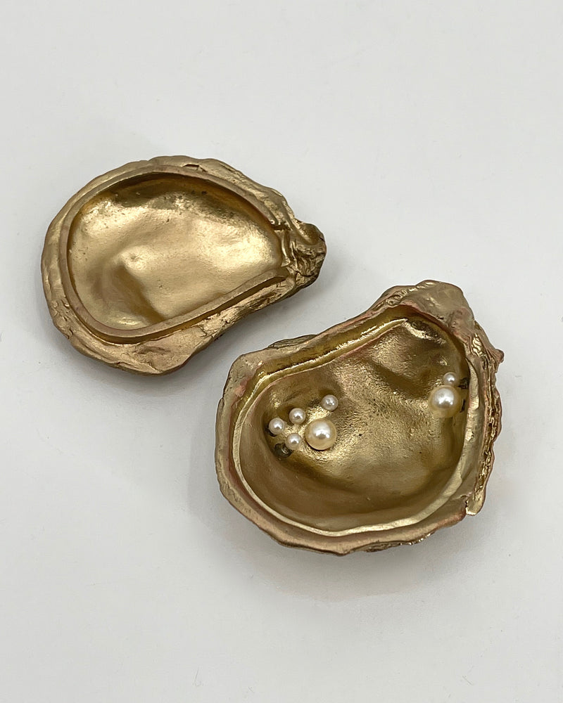 Table Art Oyster Box with Pearls