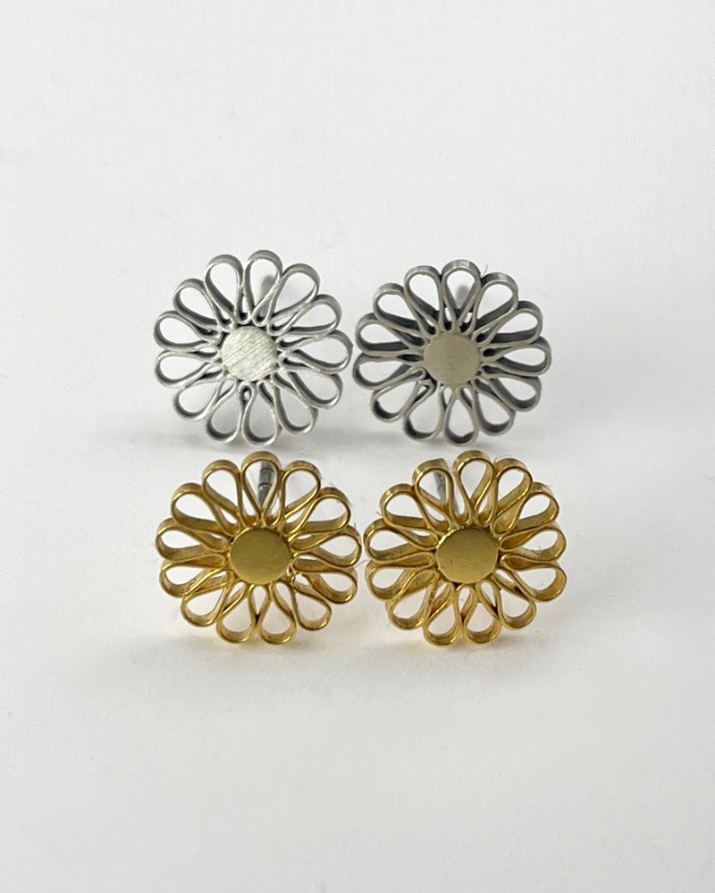 Filigree Flower Stud Earrings