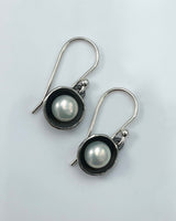 Sarah Richardson Small Pearl Dishy Earrings