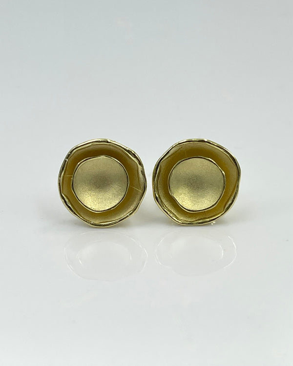 Sarah Richardson Oyster Dishy Earrings