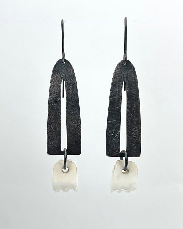 Heather Guidero Carved Arch Slot Earring
