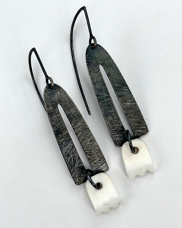 Heather Guidero Carved Arch Slot Earring
